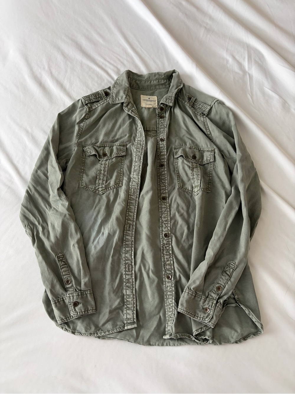 American Eagle Outfitters Olive Utility Button-Down Shirt